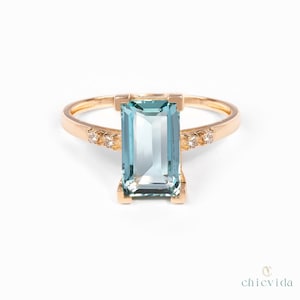 Emerald Cut Aquamarine Engagement Ring,14k Solid Gold,March Birthstone Ring,Aquamarine Solitaire Wedding Ring,Blue Gemstone Cocktail Ring,