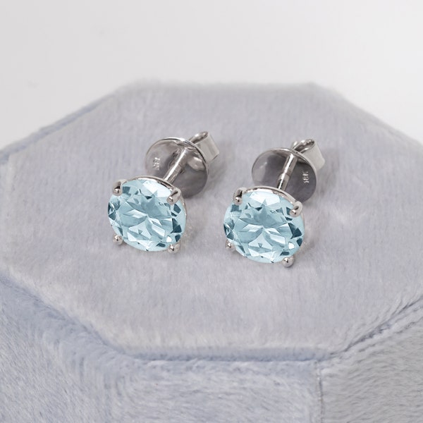 Natürliche Aquamarin Gold Ohrstecker, Prong Set Ohrstecker, 14K Solid Gold Ohrringe, März Geburtsstein, Pastell Blau Ohrringe, Verlobungsgeschenk, Push Back Ohrstecker