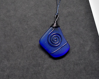 Colgante Squaller Polished Glass, inspirado en Grishaverse / Shadow and Bone