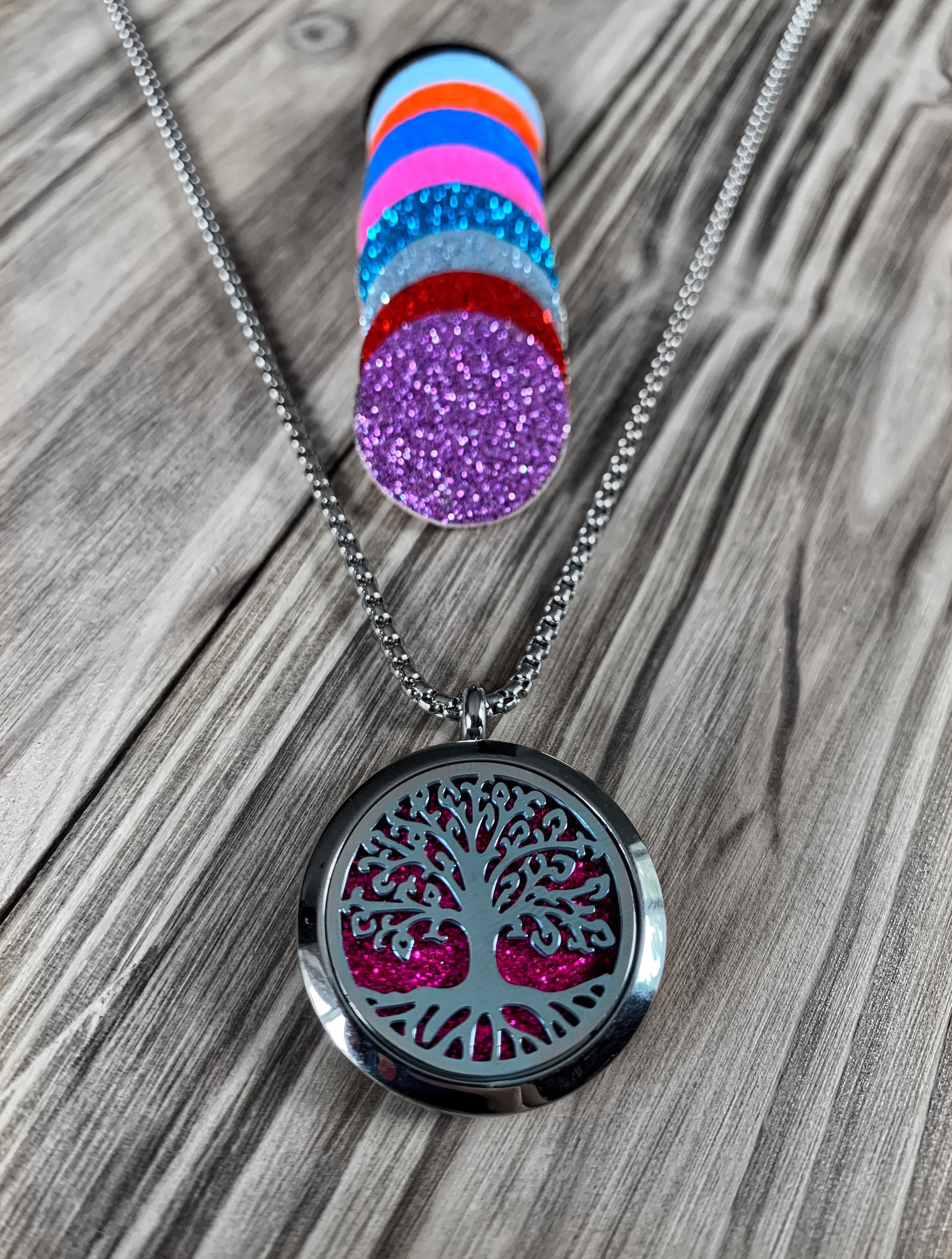 Essential oil tree store of life necklace
