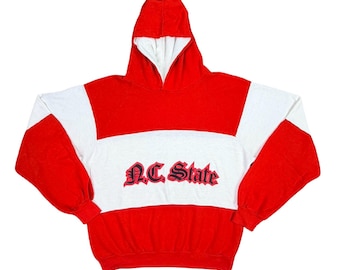 Vintage 1980’s North Carolina State Old English Script Hoodie Size Large Red White Striped Raleigh NC College University Pullover Acrylic