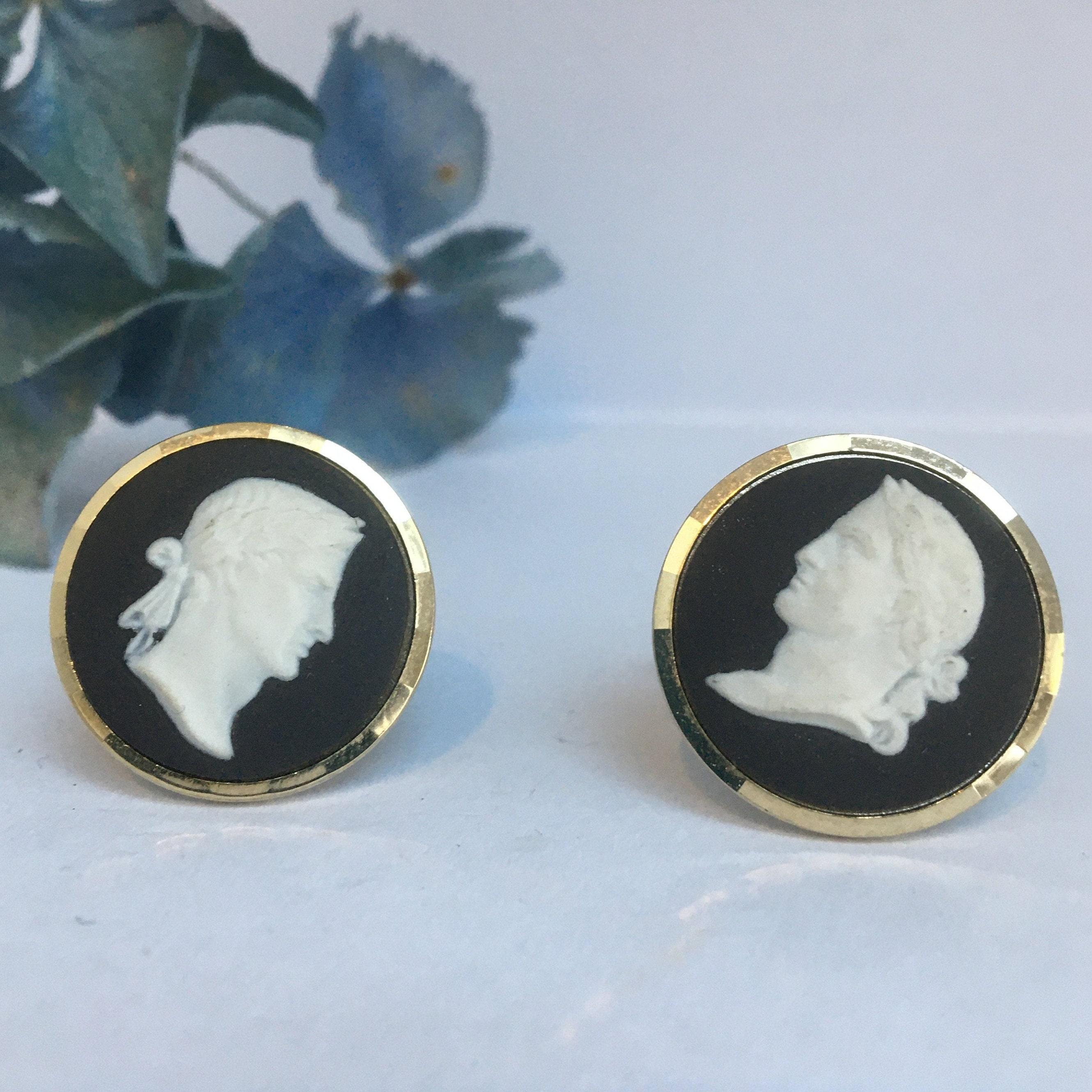 Wedgwood Cufflinks for sale Only 4 left at 60