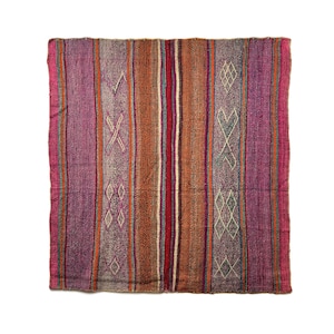 Peruvian textile, Textile handicrafts, Rug, Blanket, Natural Sheep,  Peruvian Ethnic Rug, handmade, Peruvian Cultures, 169cm x 166cm 4.45kg.
