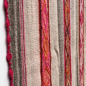 Peruvian textile, Textile handicrafts, Rug, Blanket, Natural Sheep,  Peruvian Ethnic Rug, handmade, Peruvian Cultures, 170cm x 142cm 2.65kg.
