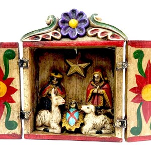 Handgjord peruansk julkrubba Retablo – Andinsk julfolkkonst