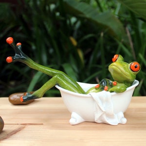 Garden bathtub frog animal statue Micro landscape decorations Mini garden supplies DIY potted landscape gifts for friends