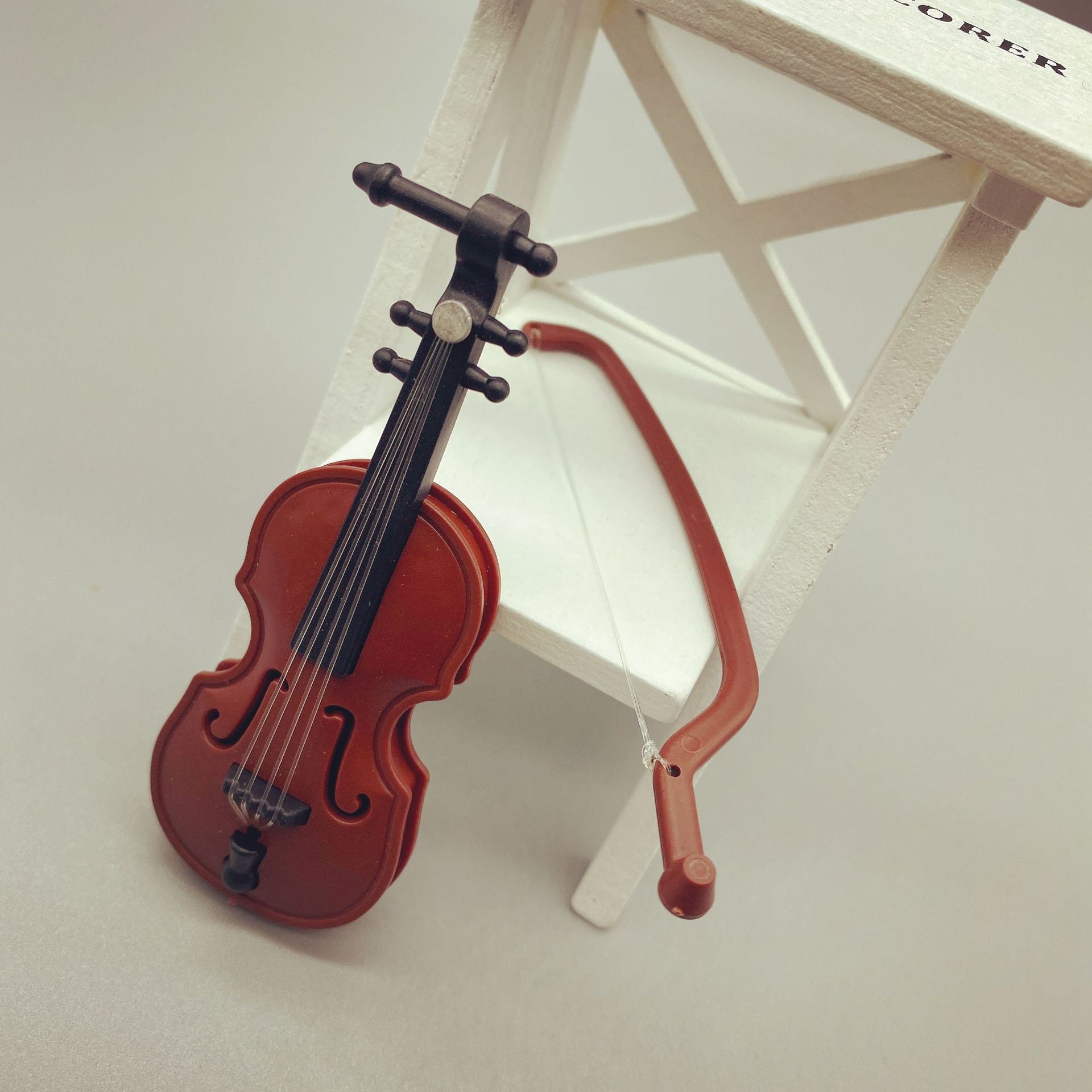 Miniature De Violon En Bois 1/12 - Pour Maison De Poupée - Non Toxique, Sans Odeur - Neuf