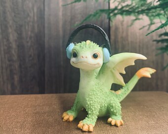 miniature Dragon listening to music Animal statue Micro landscape decorations Mini garden supplies DIY potted landscape Gift for friends