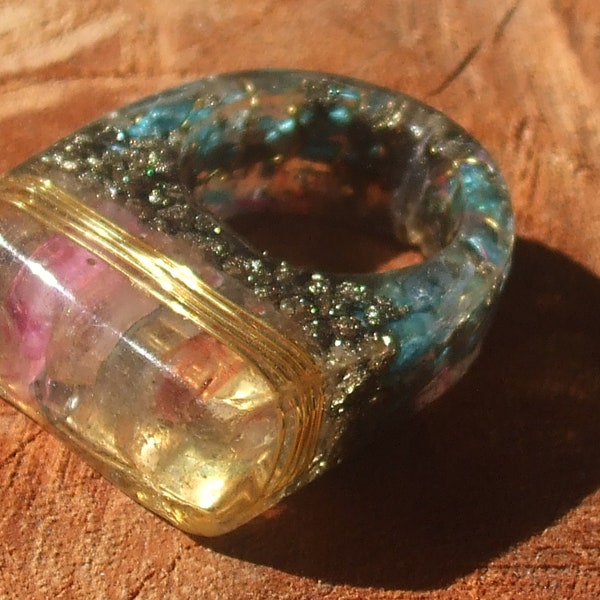 Orgone/Orgonite crystal Power ring 078