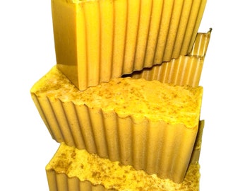 Wholesale Turmeric, Manuka Honey Kojic Brightening Soap, Weighs 5oz- 5.5oz each (Unscented)
