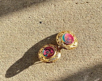 Vintage Circle Gold Plated Earrings with stunning carved detail & Colorful Glitter Swirl Finish