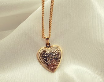 Mom Necklace, Heart Photo Locket Pendant Gold Curb Chain Necklace, Heart Locket with Picture, Mothers Day Gift, Heart Necklace