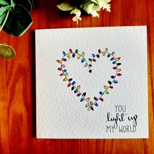 Cartão de felicitações do Dia dos Namorados ou do Dia das Mães com luzes de fadas em aquarela pintadas à mão: crie sua própria saudação personalizada