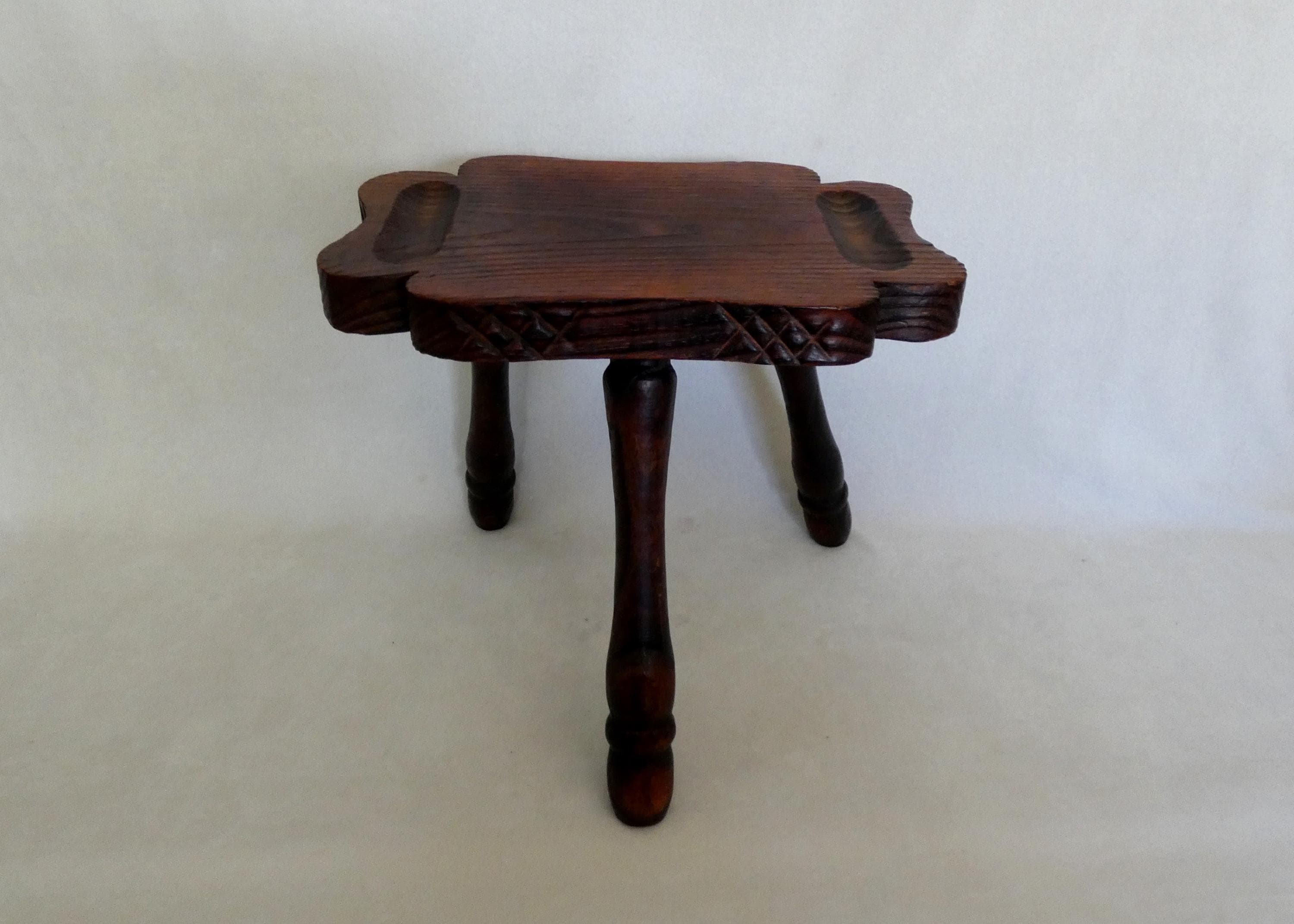 Antique 3 Legged Chair - Etsy