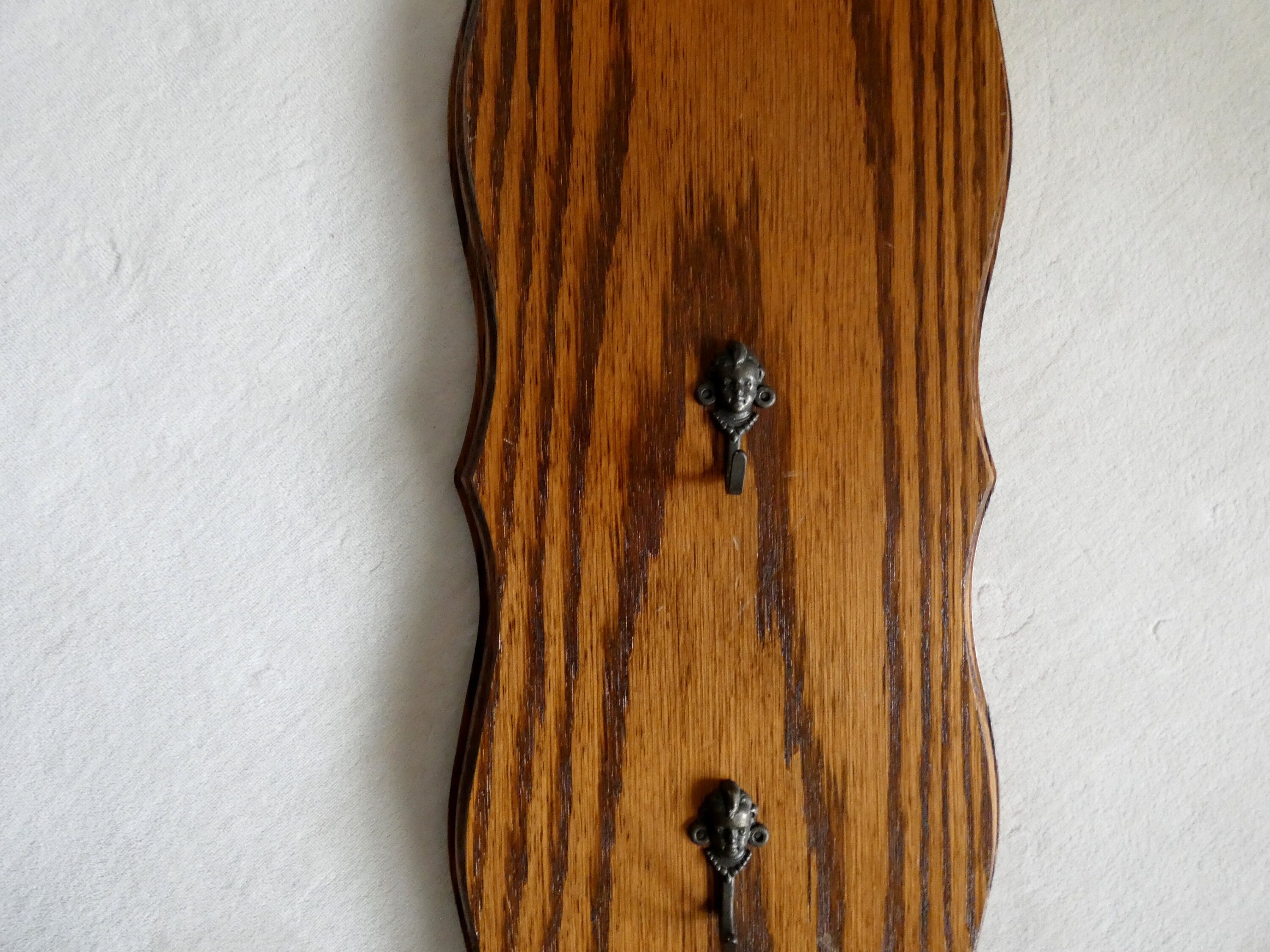 Vintage Wooden Key Rack Brown Key Wall Holder 6 Brass Hooks Midcentury