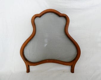 Rara pantalla de chimenea francesa antigua: madera torneada, estilo Luis XV, circa 1940.