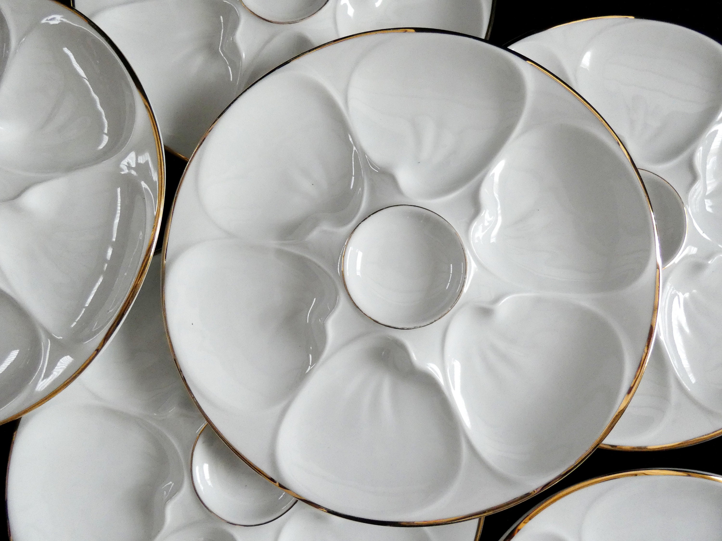 6 Vintage Bavaria Edelstein Oyster Plates White Porcelain Gold Edging