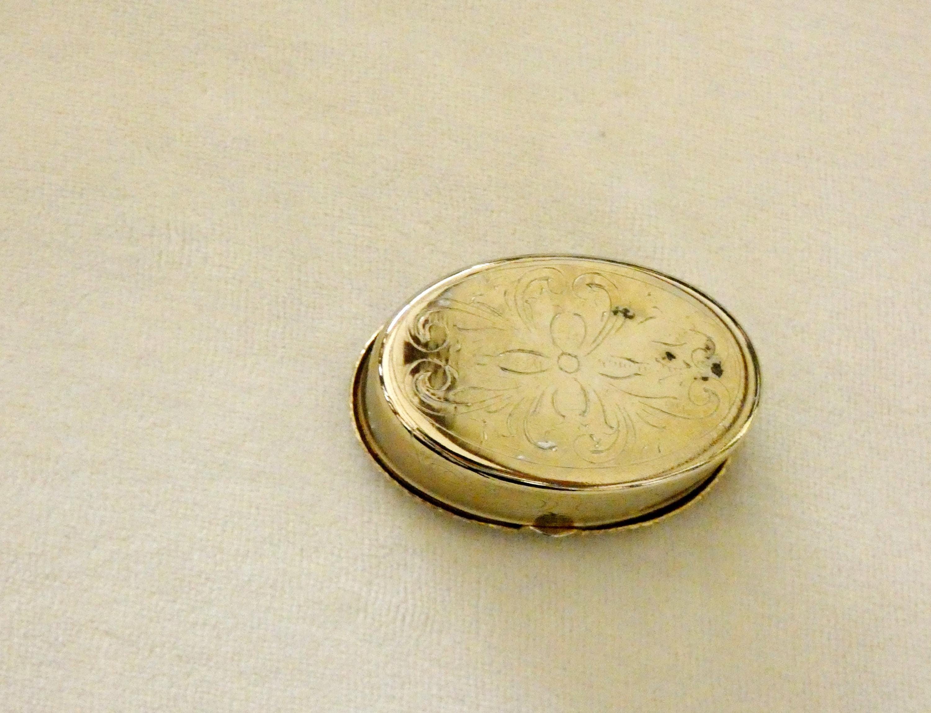 Pilulier Rond En Métal Compact À 3 Compartiments[H2116