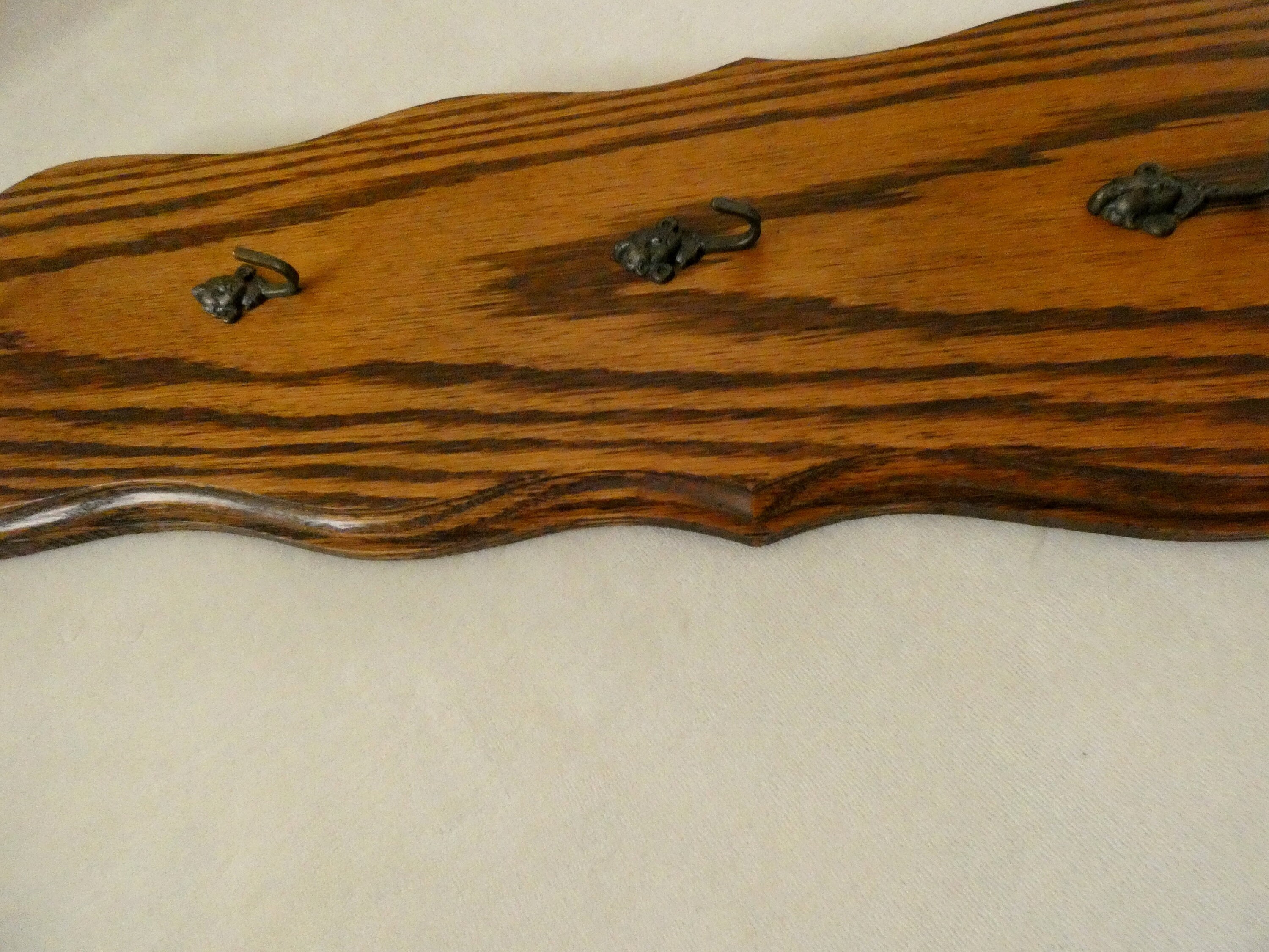 Vintage Wooden Key Rack Brown Key Wall Holder 6 Brass Hooks Midcentury