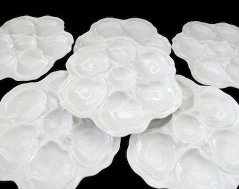 Set di 6 piatti antichi per ostriche in porcellana bianca goffrata di Limoges, anni '40