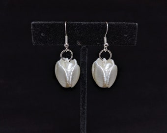 Tulip Earrings