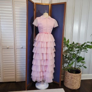 open lace back dress Country Blush Pink Lace Short Bridesmaid Dresses with Cowgirl Boots