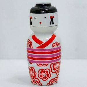 Vintage Kikkoman Japanese Kokeshi Geisha Doll Saki Plum Wine Bottle Made in Japan