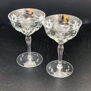 Vintage Glassware Etched Glass Coupe Cocktail Champagne Floral