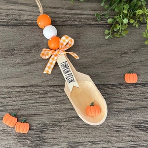 Pumpkin Scoop Garland, Canister Scoop, Pumpkins, Halloween Decor, Halloween Garland, Farmhouse Wooden Beads Garland, Tiered Tray Decor