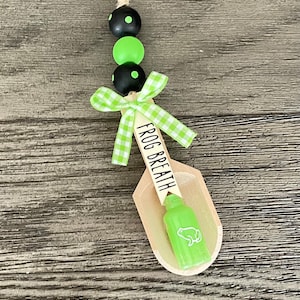 Farmhouse Halloween Scoop Garland, Frog Breath Canister Scoop Garland, Halloween Decor, Halloween Garland, Tiered Tray Decor, Wooden Beads