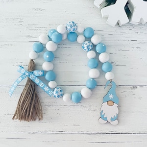 Farmhouse Wood Bead Garland, Snowflake Gnome Garland, Gnomes, Winter Decor, Winter Garland, Snowflake Decor, Winter Tiered Tray Decor