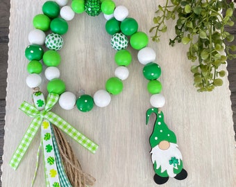 Farmhouse St. Patrick’s Day Gnome Garland, Leprechaun, St. Patty’s Day Decor, Farmhouse Tiered Tray Decor, Shamrock’s, Wooden Bead Garland