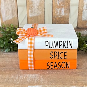 Fall Mini Wood Book Stack, Pumpkin Spice Book Stack, Fall Decor, Farmhouse Decor, Wooden Books, Halloween Decor, Tiered Tray Decor, Pumpkins
