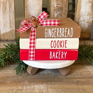Farmhouse Mini Wood Book Stack, Gingerbread Book Stack, Christmas Wood Books, Tiered Tray Decor, Farmhouse Christmas Decor, Gingerbread Man
