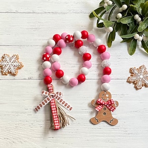Gingerbread Garland, Gingerbread Decor, Christmas Garland, Christmas Decor, Christmas Wood Bead Garland, Gingerbread Tiered Tray Decor