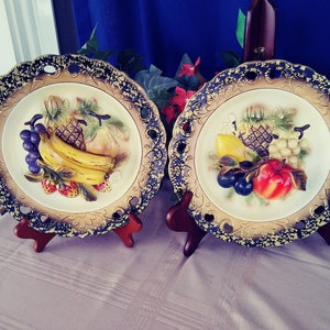 Mid Century Chalkware Wall Hangings of Fruit. Vintage Kitchen Art. Vintage Chalkware. Chalkware wall art.
