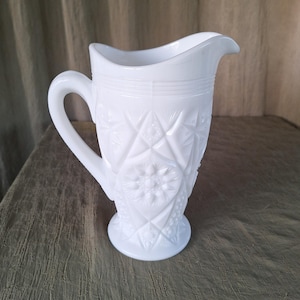 Vintage Milk Glass Pitcher. Temple Milk Glass Pitcher. Vintage Water pitcher. Vintage Milk Glass.
