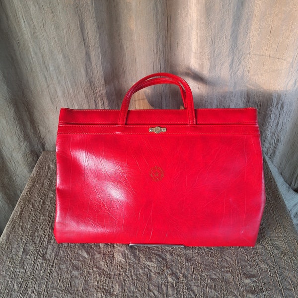 Vintage Red Faux Leather Laptop Bag. Vintage briefcase.