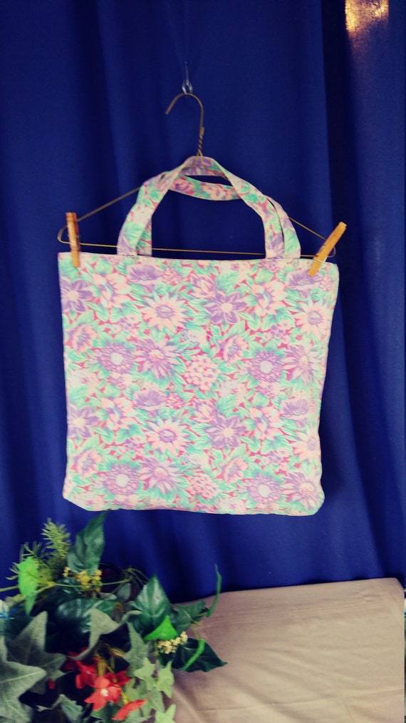 Vintage Canvas Tote Bag. Flower Beach Bag. Flea Ma