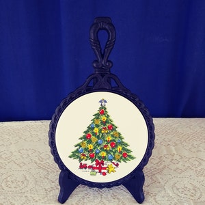 Vintage Christmas Trivet. Christmas tree decor.