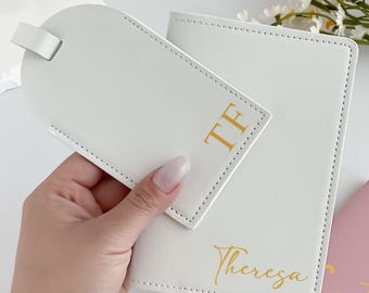 Personalized Leather Passport Holder & Luggage Tag/Custom Passport Cover/Bridal Groom Party Favors/Gift Idea/ Wedding Gifts/Bridesmaid Gifts