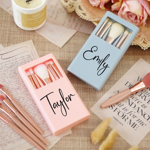 Personalized Makeup Brush Set/ Bridesmaid Makeup Brush/ Wedding Favors/Travel Makeup pouch brush/Party Gift for Her/Cosmetic Brush Organizer