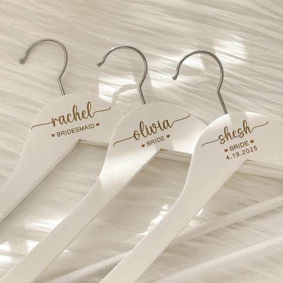 Personalized Hangers/Engraved Hangers for Bride & Groom/Wedding Gift/Personalized Bridal Dress Hanger/Wedding Hangers/ Wedding favors/Hanger
