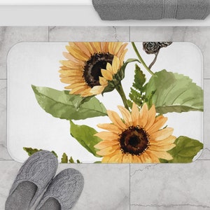 Watercolor Sunflowers Bath Mat, Modern Floral Botanical Bath Rug, White Green and Yellow Shower Mat, Sunflower Farmhouse Bathroom Decor