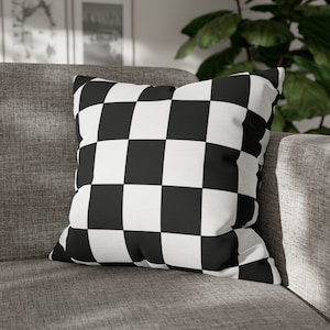Checkered Throw Pillow, Black and White Checkerboard Accent Pillow Cover, Modern Geometric Pillow Case, Minimalist Retro Decorative Pillow