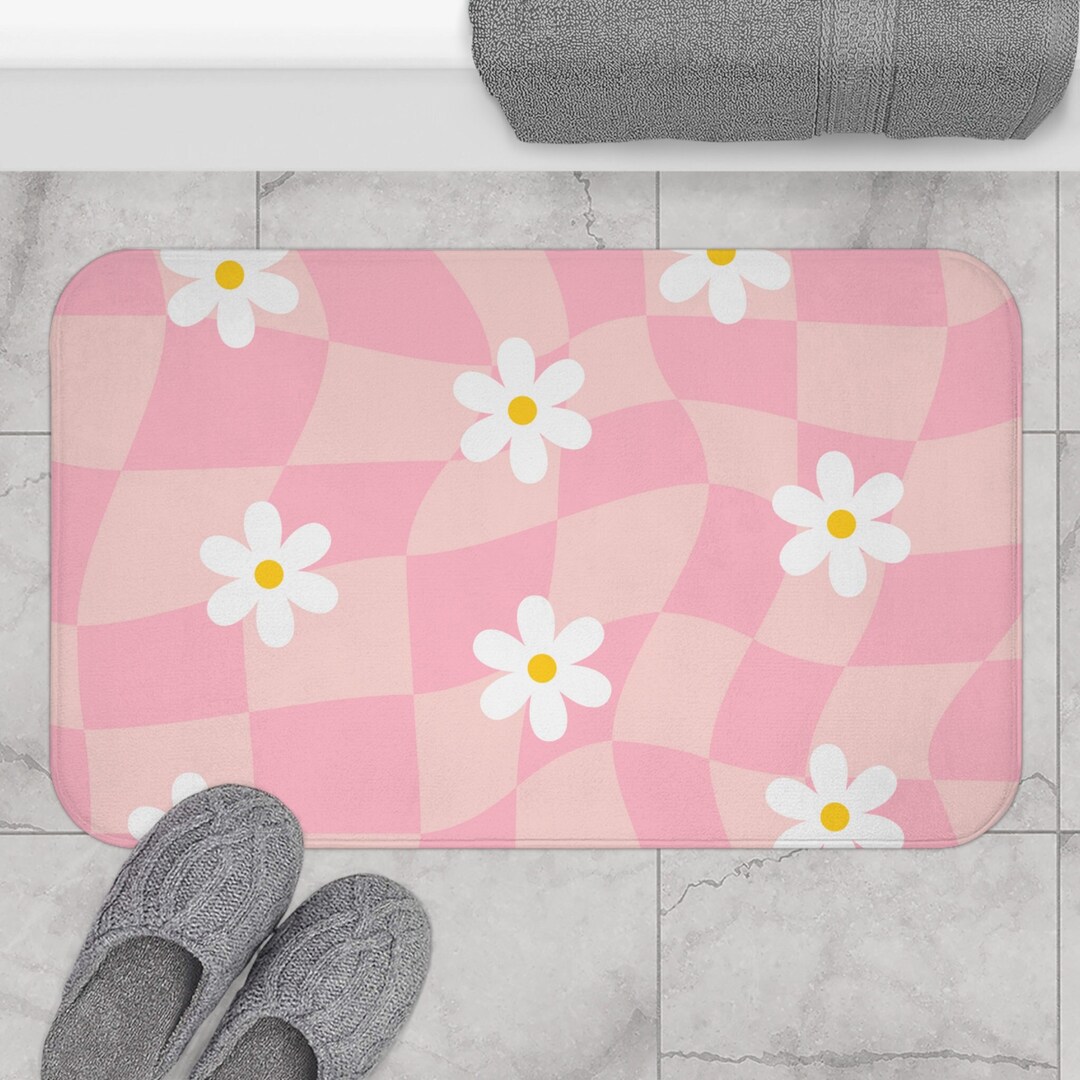 Pink Wavy Checkered Bath Mat, Checkerboard Daisy Preppy Bath Rug, Cute