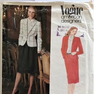 UNUSED Vintage sewing pattern 2643 Vogue American Designers Bill Blass Jacket & Skirt Size 12 Womens Ladies
