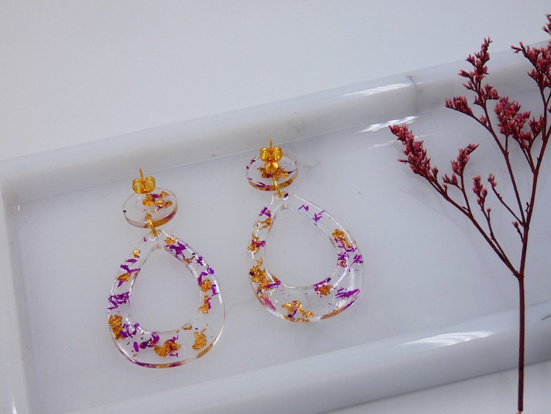 earrings with dry natural flowers bohemian earrings boho style geometric earrings casual earrings Resin earrings