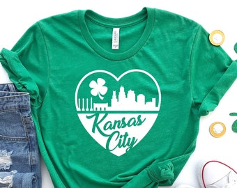 Camisa do Dia de São Patrício de Kansas City, camiseta de Kansas City, camisa do Dia de São Patrício, camisa de coração, camisa de trevo, camisa irlandesa, camisa do Dia de São Patrício