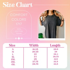 Op de afbeelding: Maattabel voor een T-shirt met afmetingen in inches voor breedte en lengte. De maten vari&euml;ren van S tot 4XL. Comfort Colors 1717 100% katoenen T-shirt.